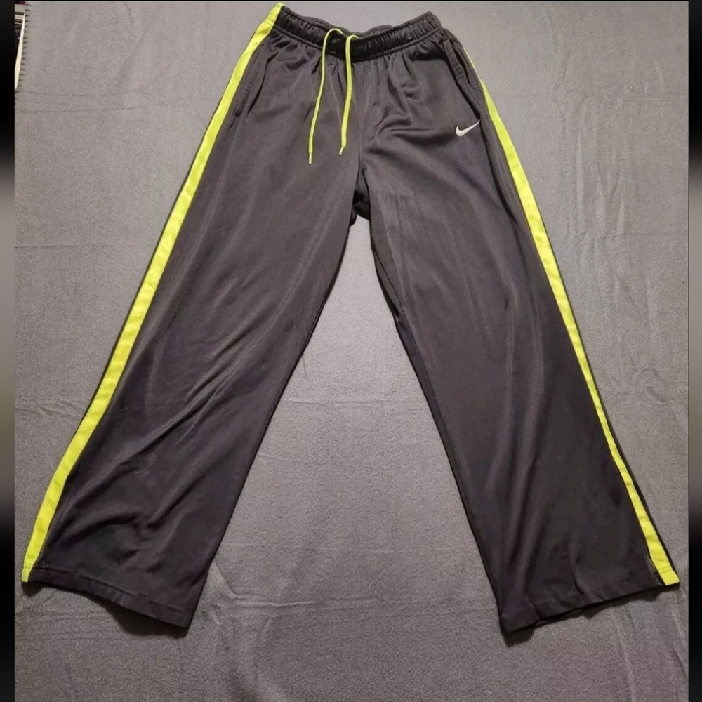 Nike XL Gray and Green